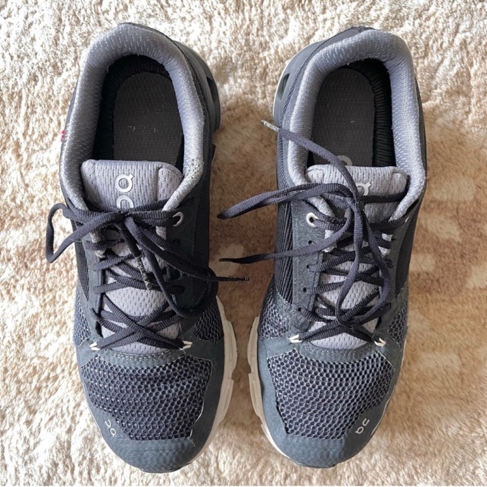 On Cloudflyer Road-Running Shoes Sneakers Black/ White Size 9 - Picture 5 of 15